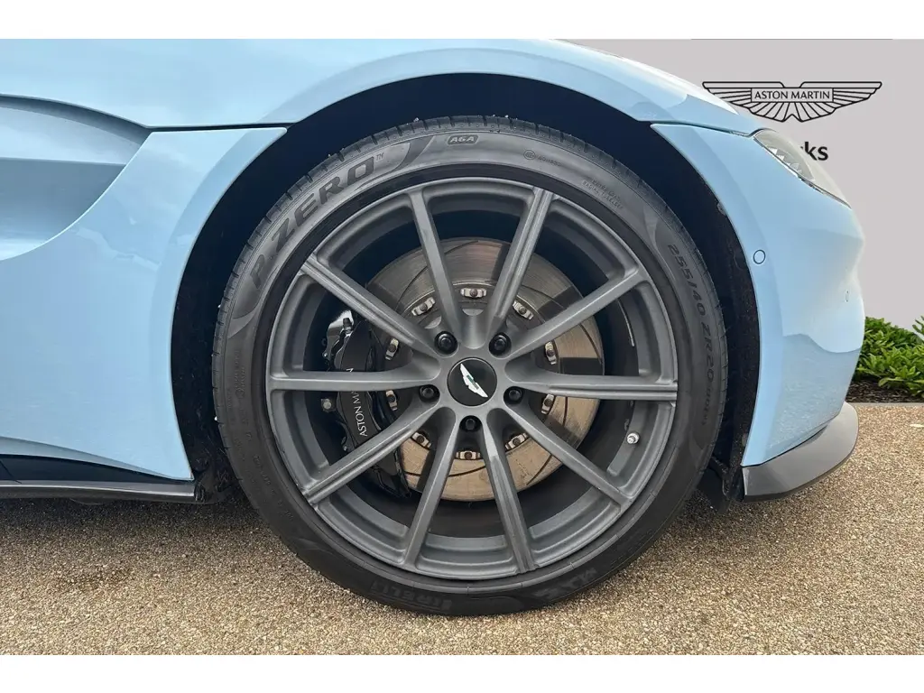 2022 Vantage Coupe thumbnail vehicle image 3