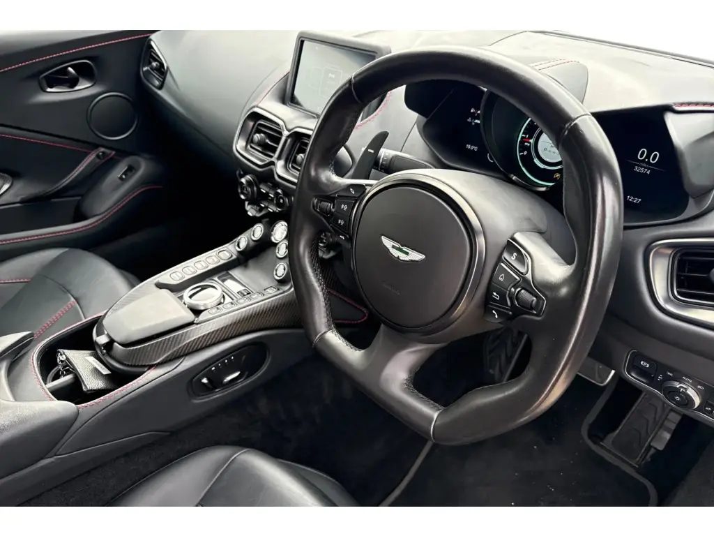 2022 Vantage Coupe thumbnail vehicle image 2