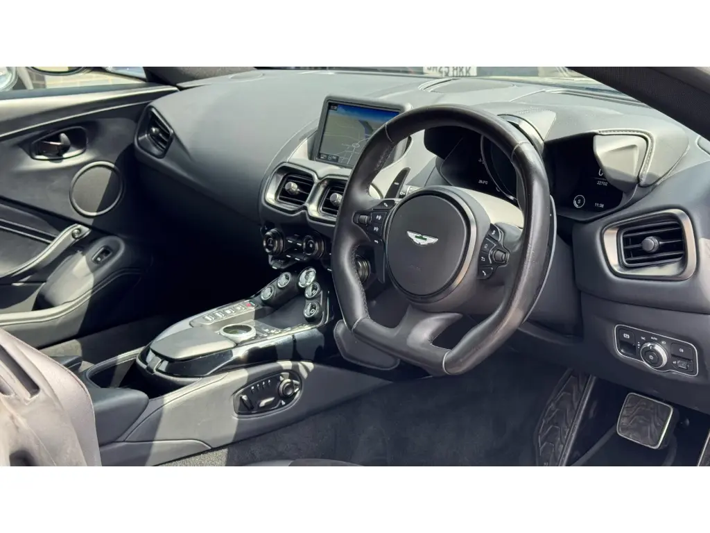 2022 Vantage Coupe thumbnail vehicle image 2