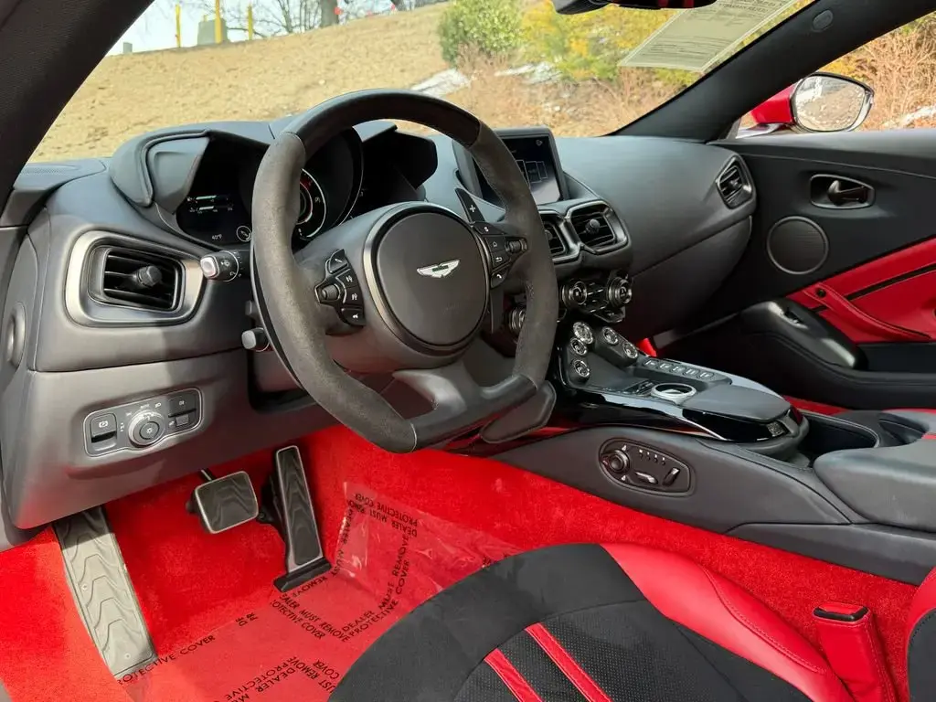 2023 Vantage Coupe thumbnail vehicle image 2