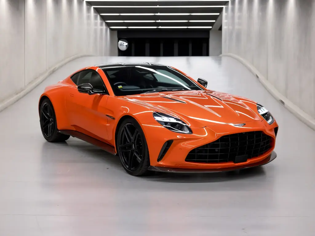 2025 Vantage Coupe main vehicle image