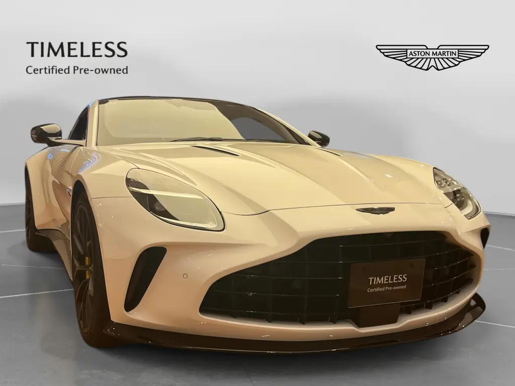 2025 Vantage Coupe main vehicle image
