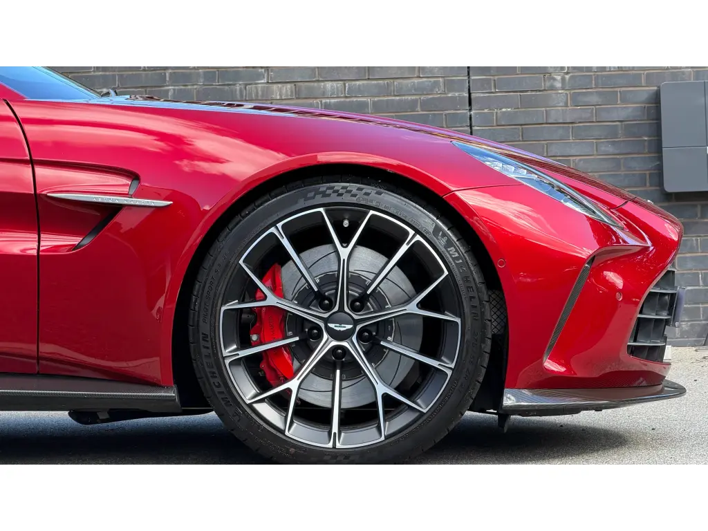 2025 Vantage Coupe thumbnail vehicle image 3