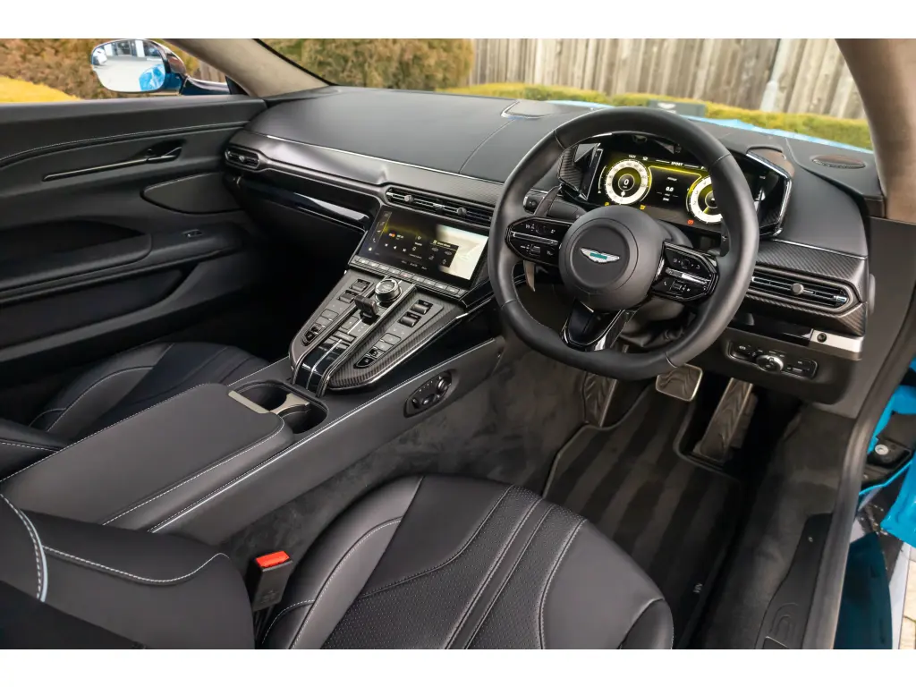 2025 Vantage Coupe thumbnail vehicle image 2