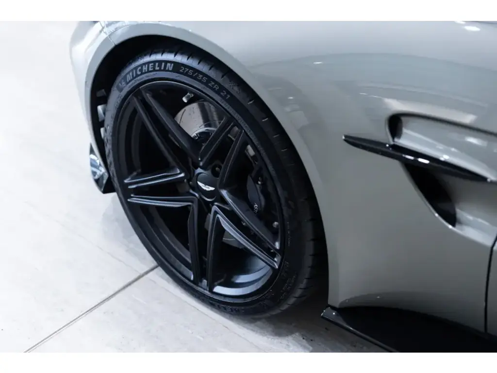2025 Vantage Coupe thumbnail vehicle image 3