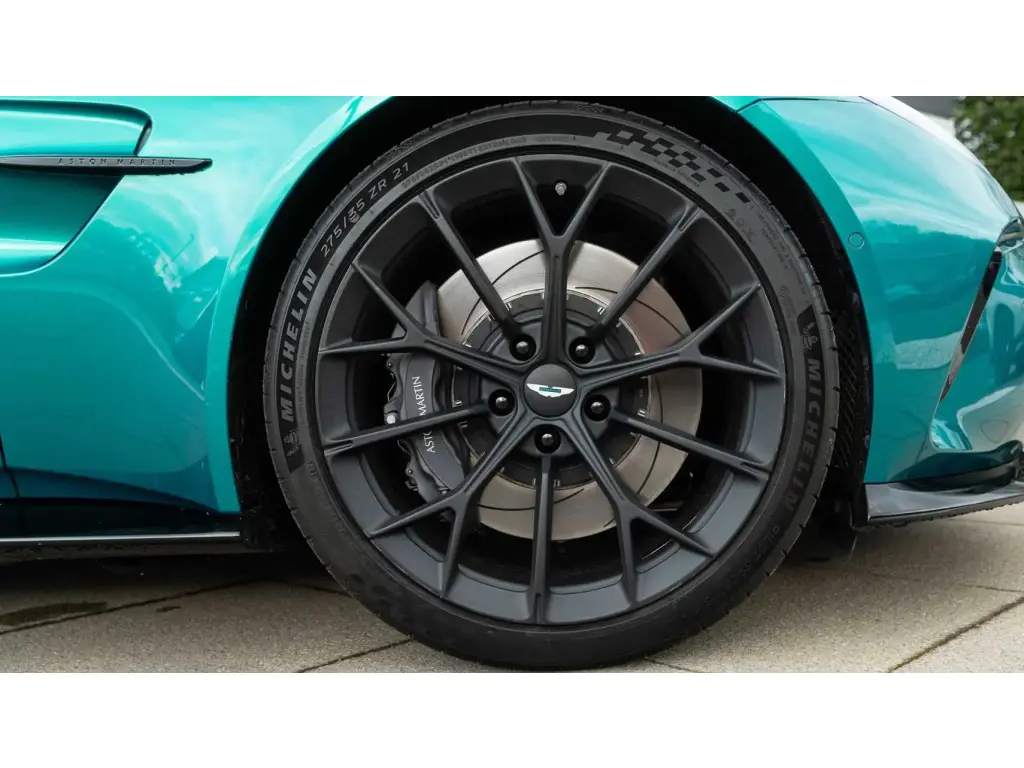 2025 Vantage Coupe thumbnail vehicle image 3