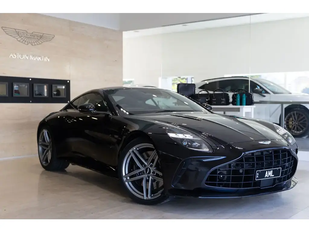 2025 Vantage Coupe main vehicle image