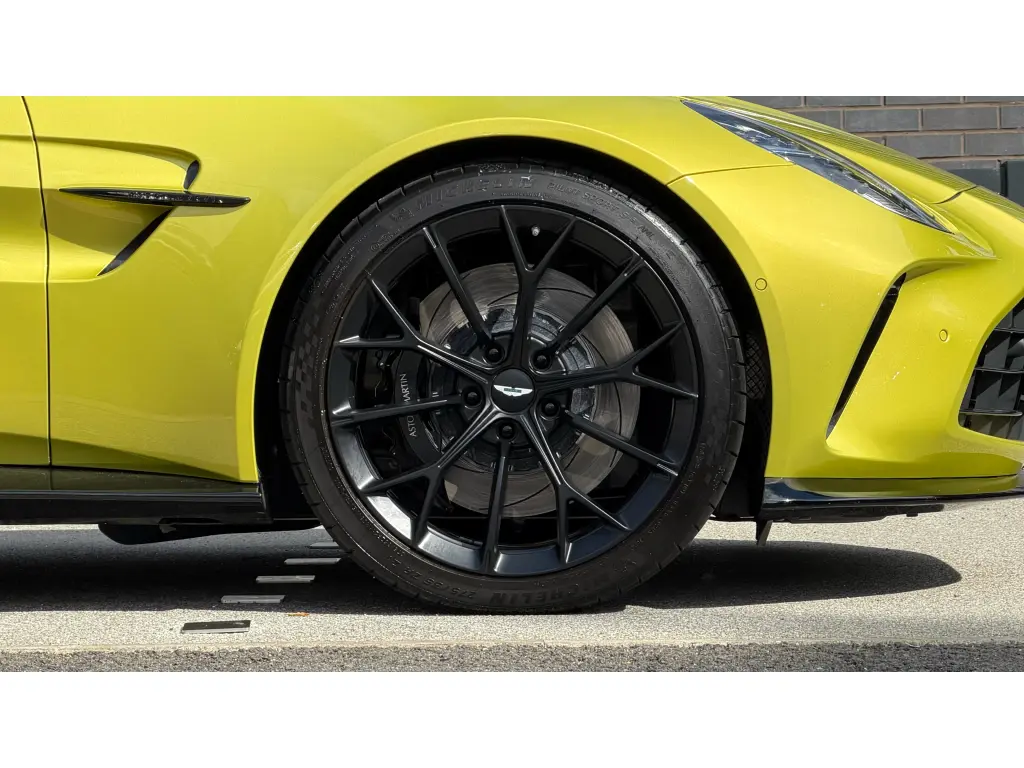 2025 Vantage Coupe thumbnail vehicle image 3