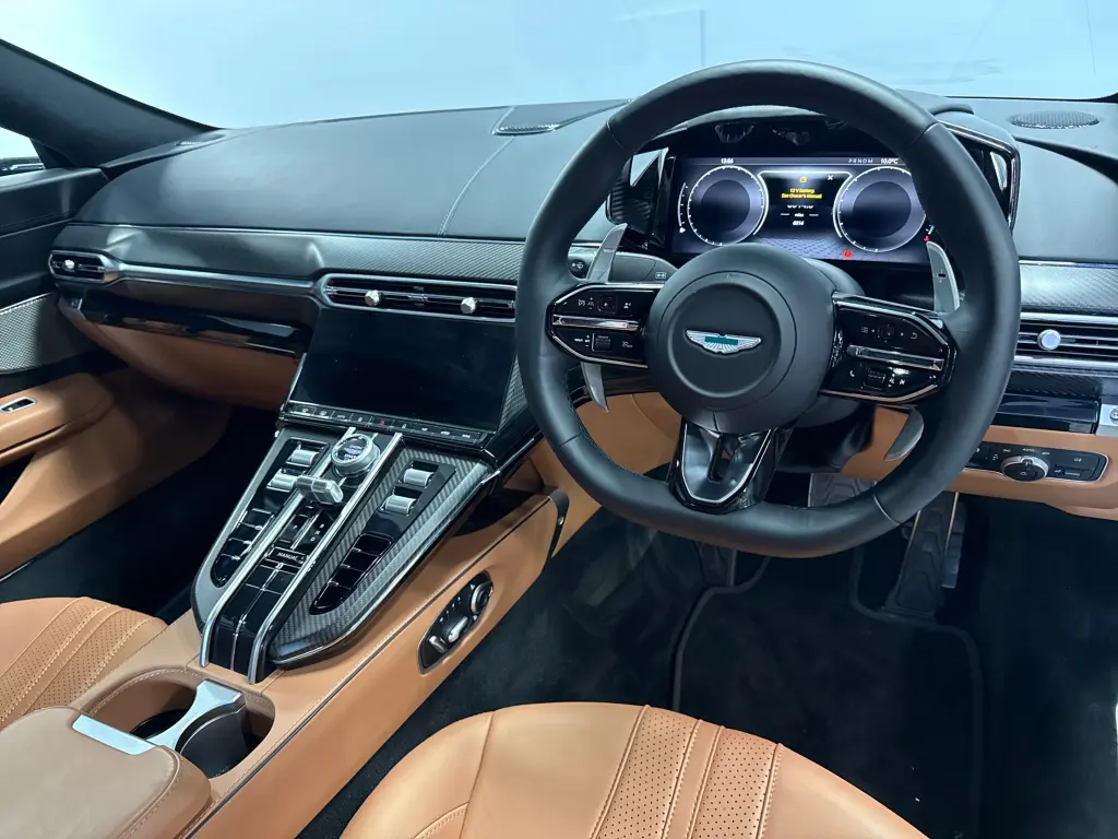 2025 Vantage Coupe thumbnail vehicle image 2