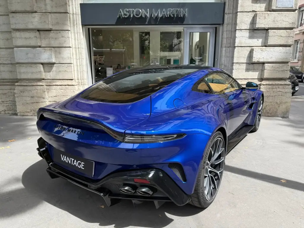 2025 Vantage Coupe thumbnail vehicle image 1