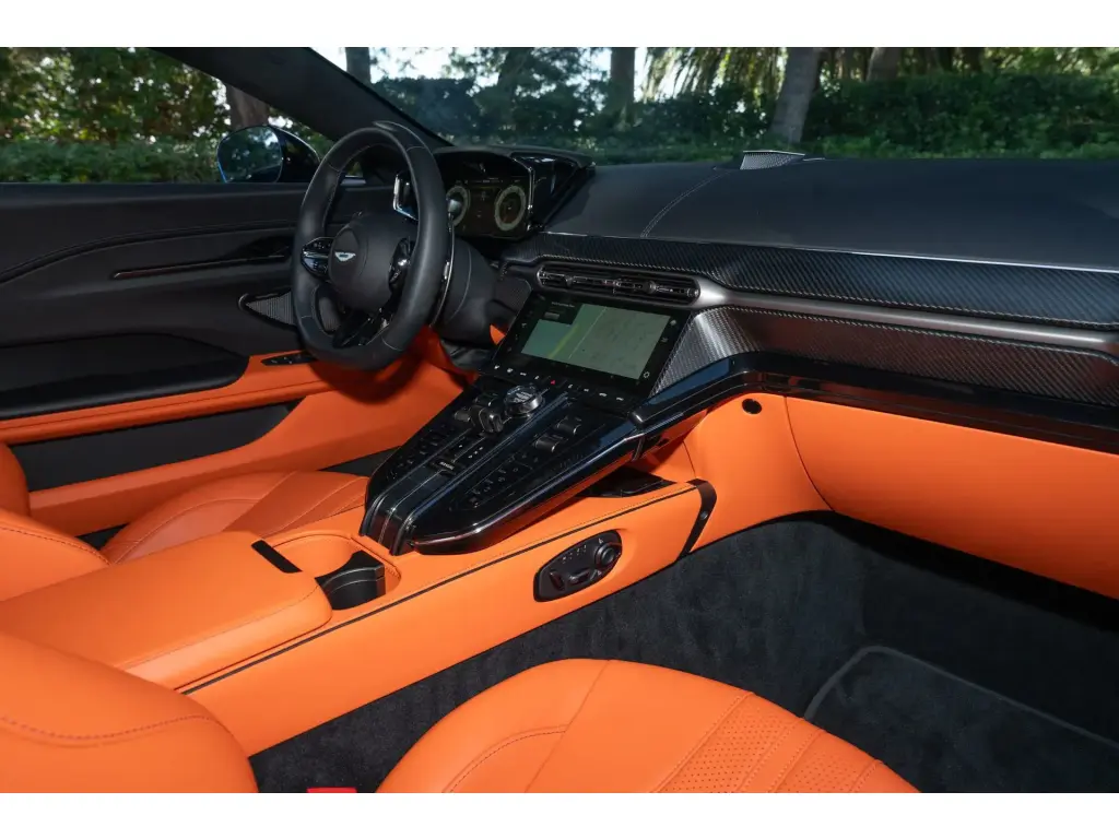 2025 Vantage Coupe thumbnail vehicle image 2