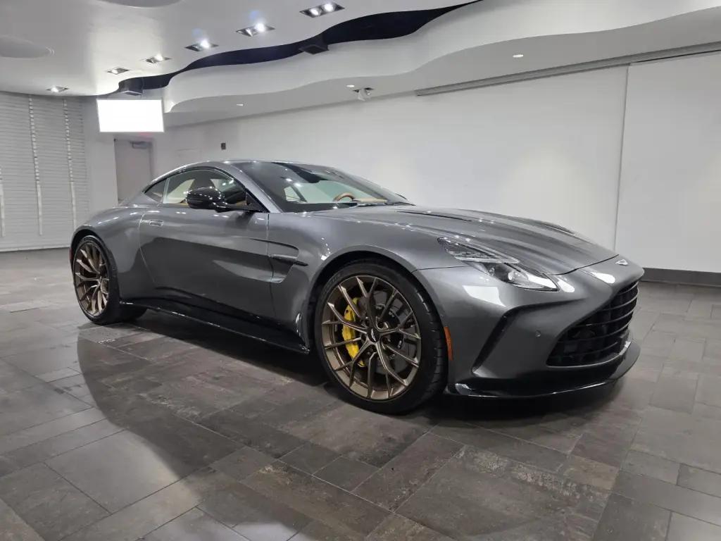 2025 Vantage Coupe main vehicle image