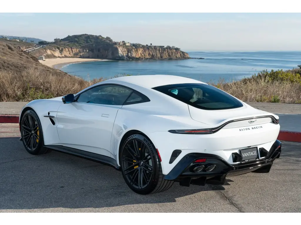 2025 Vantage Coupe thumbnail vehicle image 1