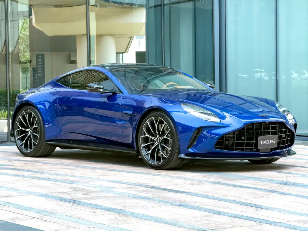 2025 Vantage Coupe main vehicle image