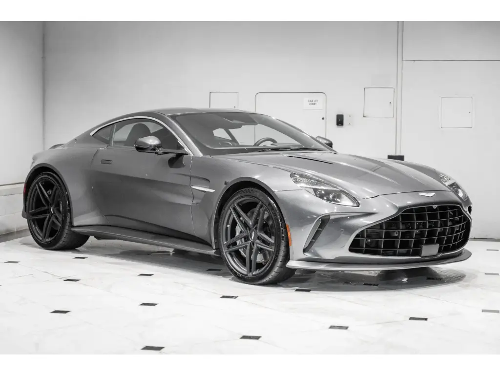 2025 Vantage Coupe main vehicle image