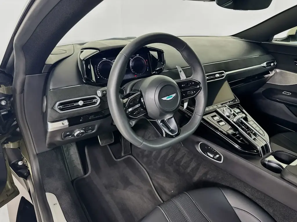 2025 Vantage Coupe thumbnail vehicle image 2