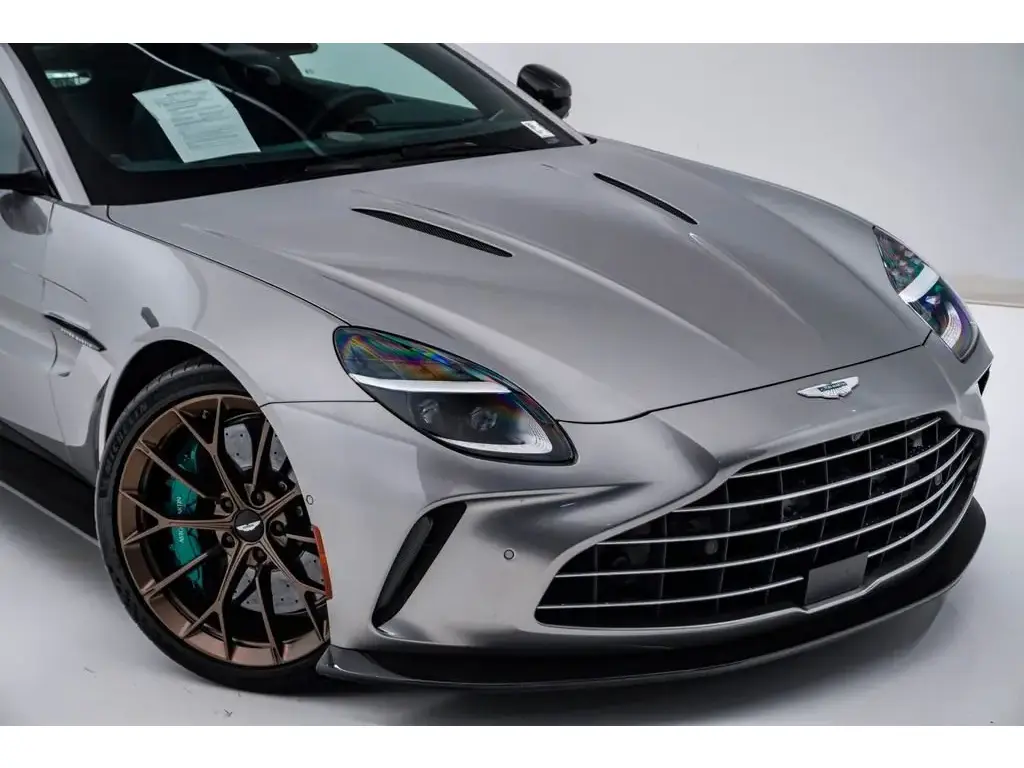 2025 Vantage Coupe thumbnail vehicle image 3