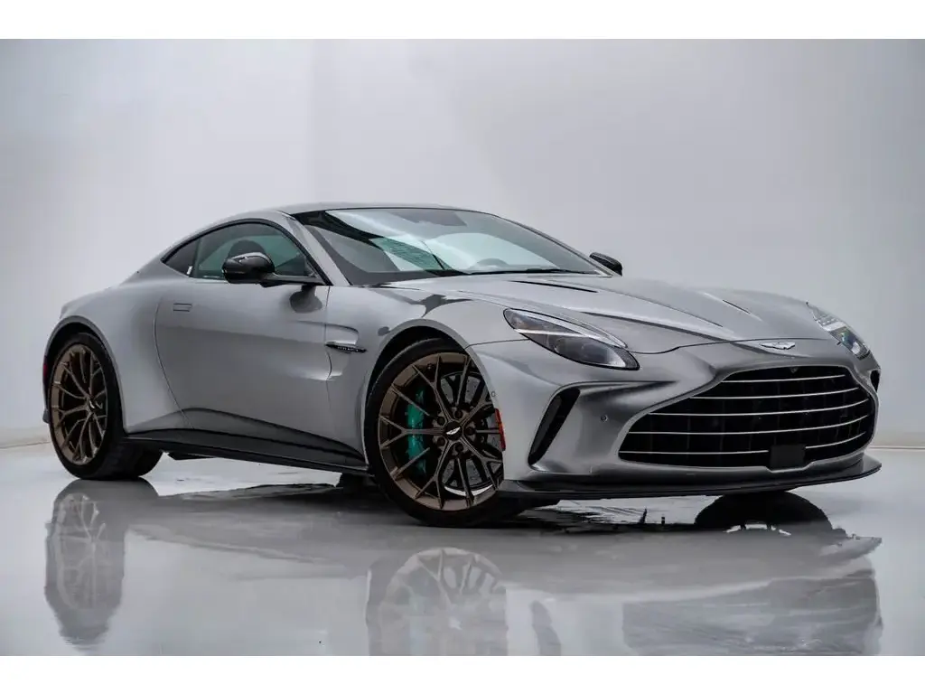 2025 Vantage Coupe main vehicle image