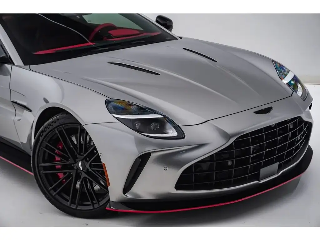 2025 Vantage Coupe thumbnail vehicle image 3