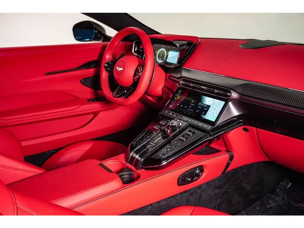2025 Vantage Coupe thumbnail vehicle image 2