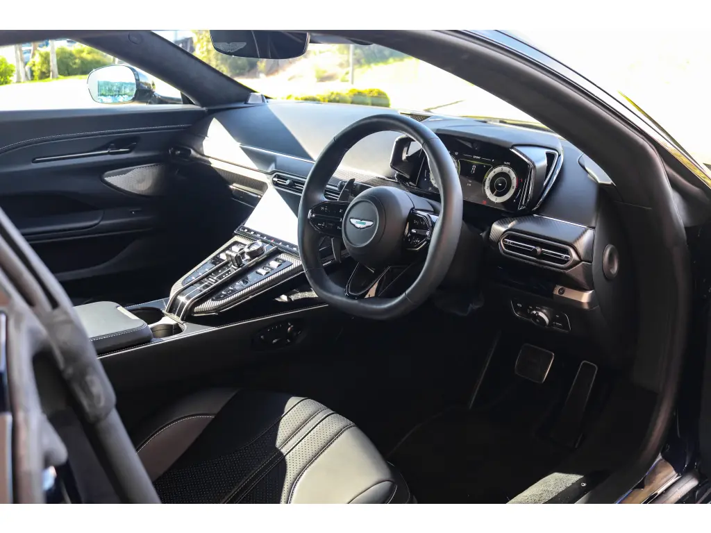 2026 Vantage Coupe thumbnail vehicle image 2