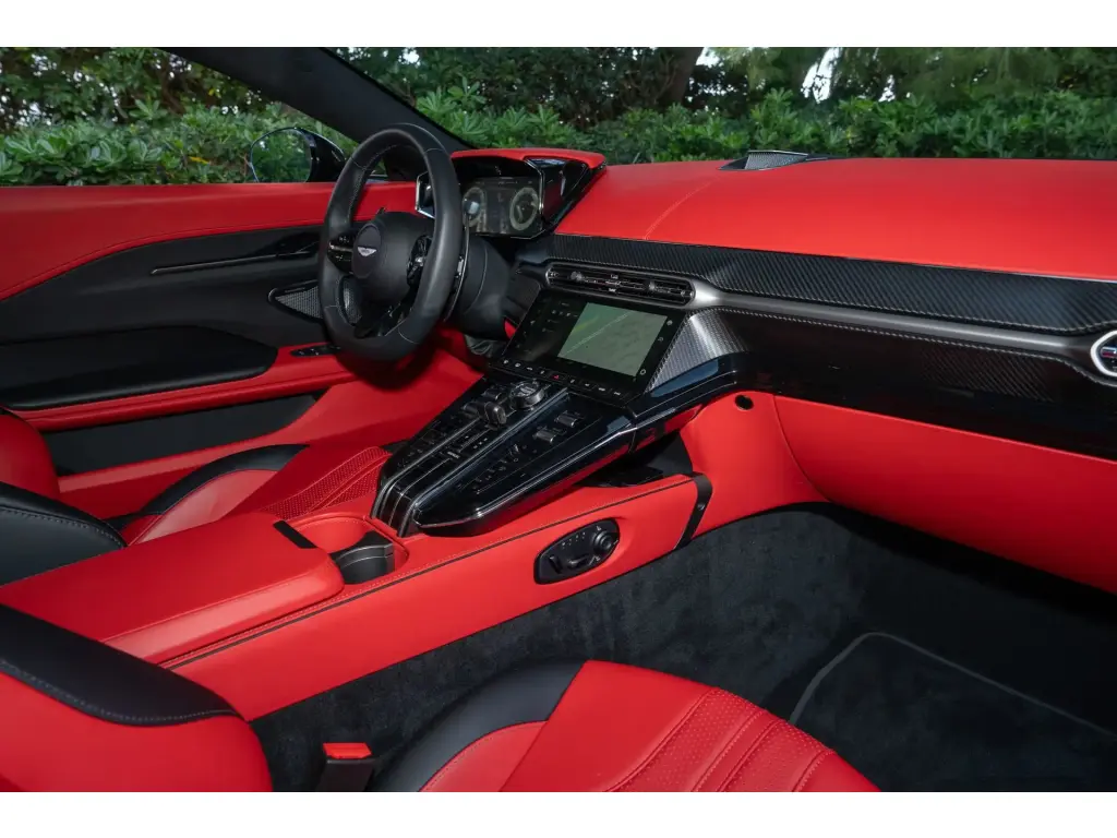 2026 Vantage Coupe thumbnail vehicle image 2