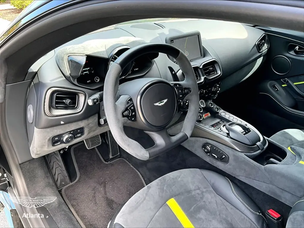 2022 Vantage F1 Edition Coupe thumbnail vehicle image 2