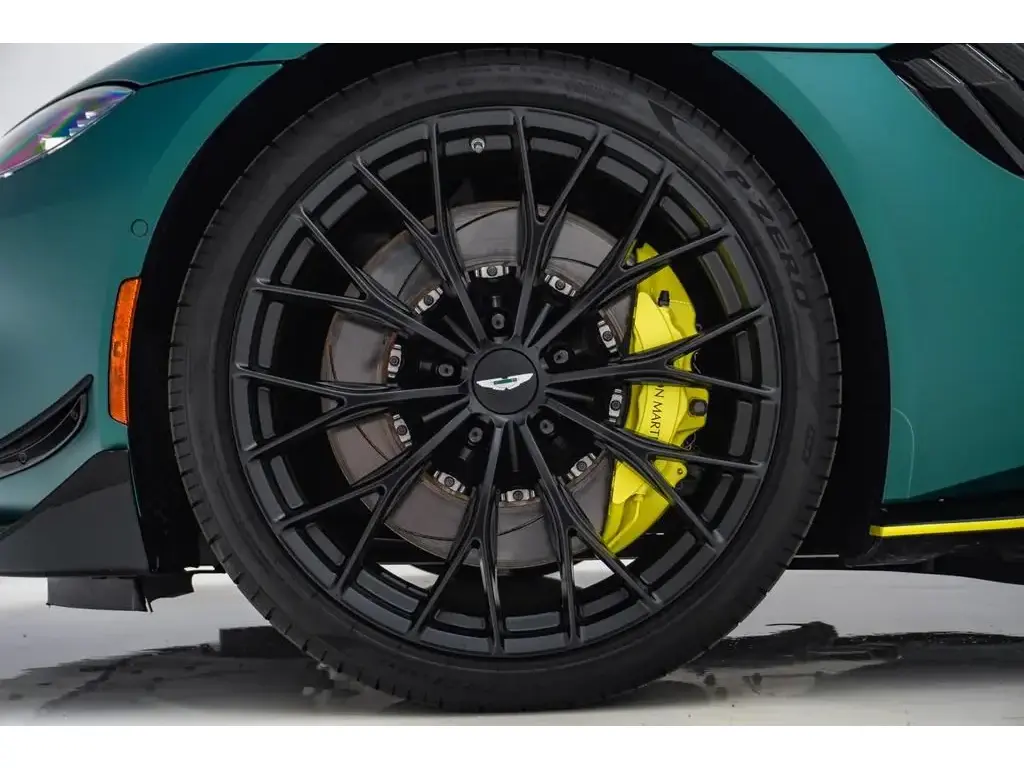 2023 Vantage F1 Edition Coupe thumbnail vehicle image 3