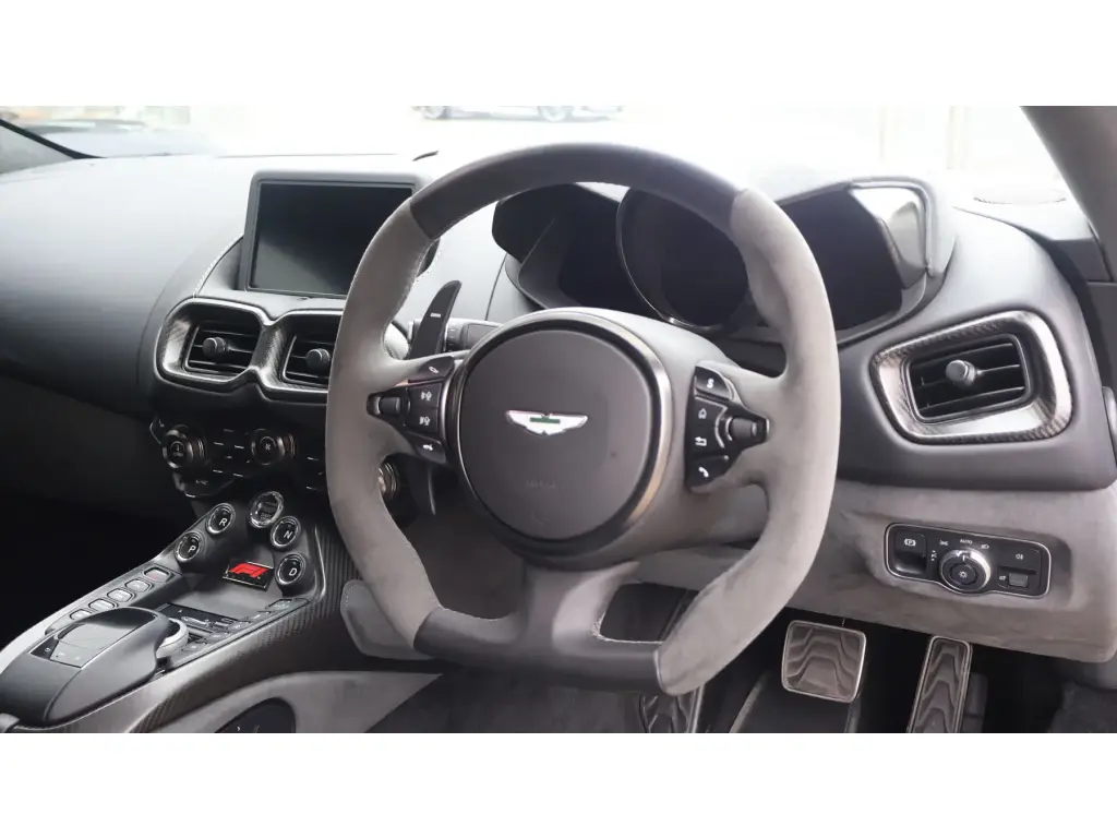 2023 Vantage F1 Edition Roadster thumbnail vehicle image 3
