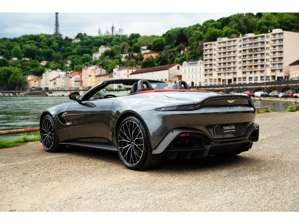 2022 Vantage Roadster thumbnail vehicle image 1