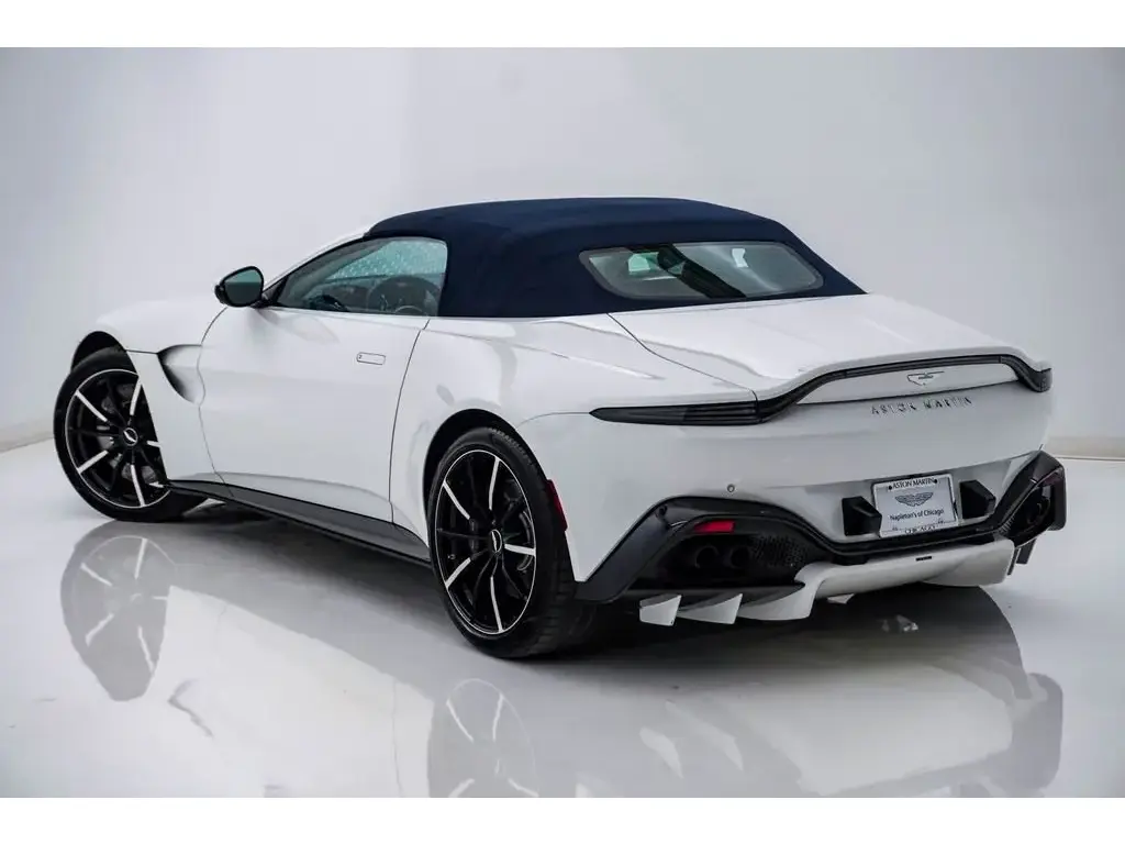 2022 Vantage Roadster thumbnail vehicle image 1