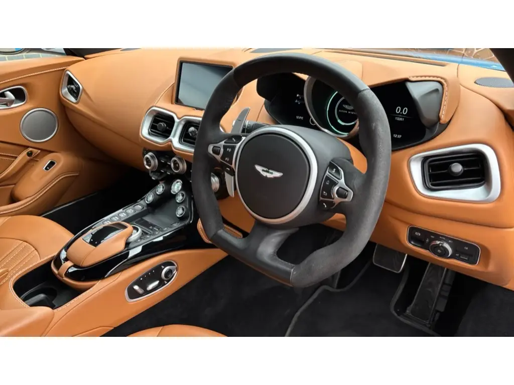 2023 Vantage Roadster thumbnail vehicle image 2