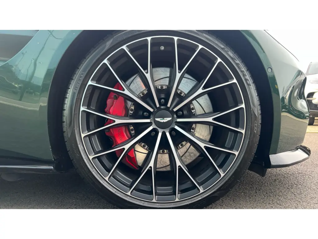 2023 Vantage Roadster thumbnail vehicle image 3