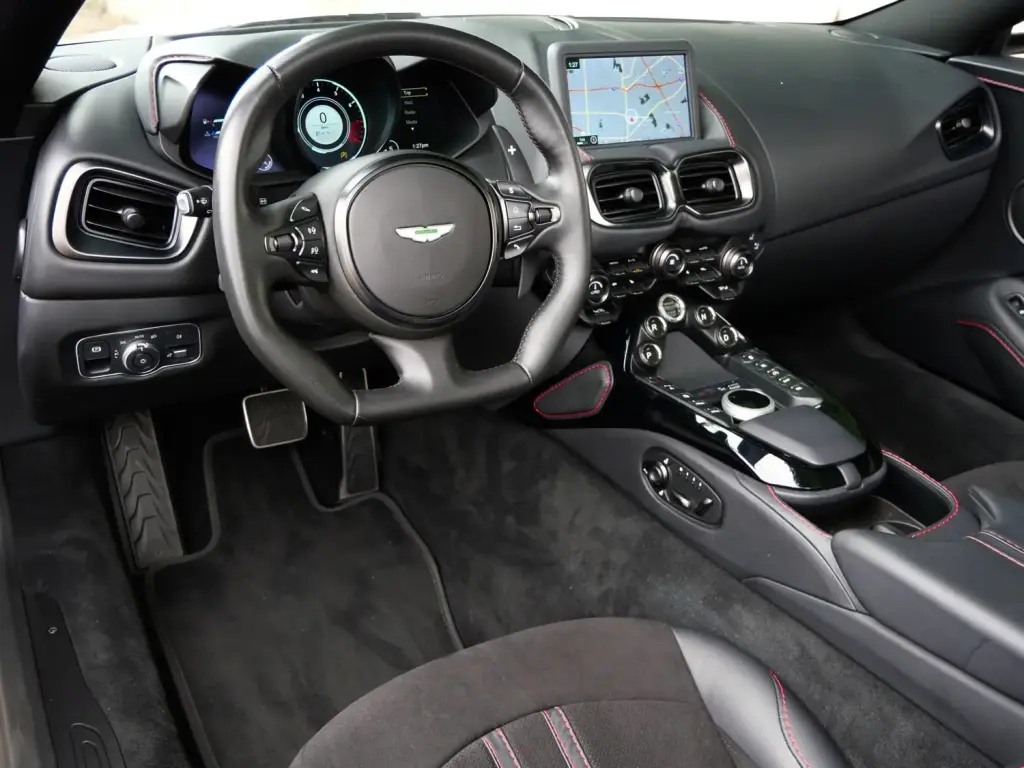 2023 Vantage Roadster thumbnail vehicle image 2