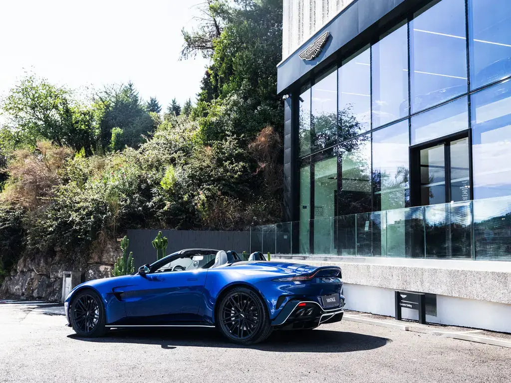 2026 Vantage Roadster thumbnail vehicle image 1