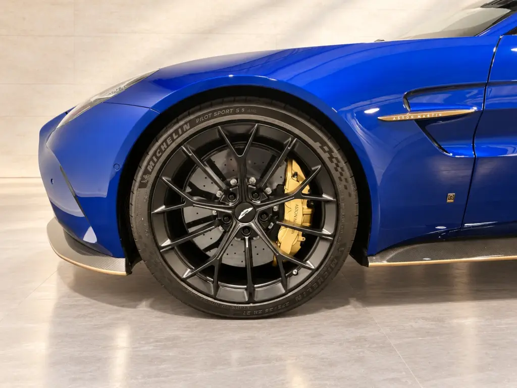 2026 Vantage S Coupe thumbnail vehicle image 3