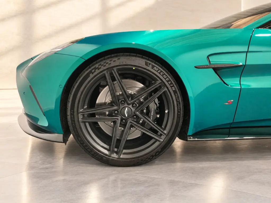 2026 Vantage S Coupe thumbnail vehicle image 3