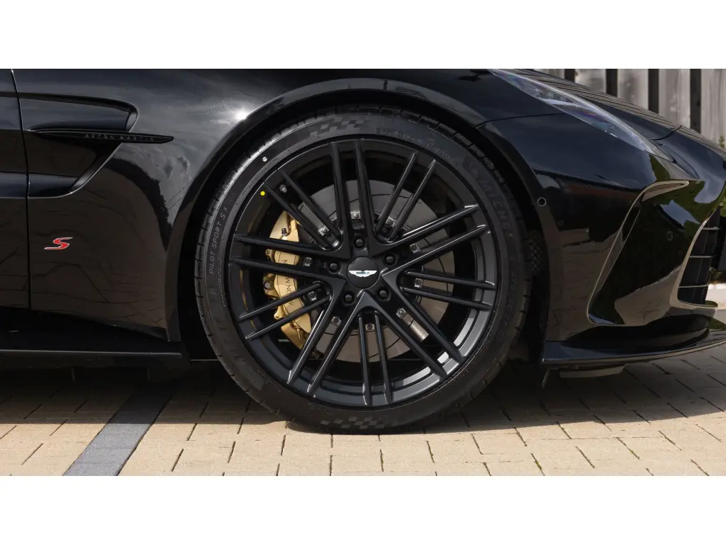 2026 Vantage S Roadster thumbnail vehicle image 3