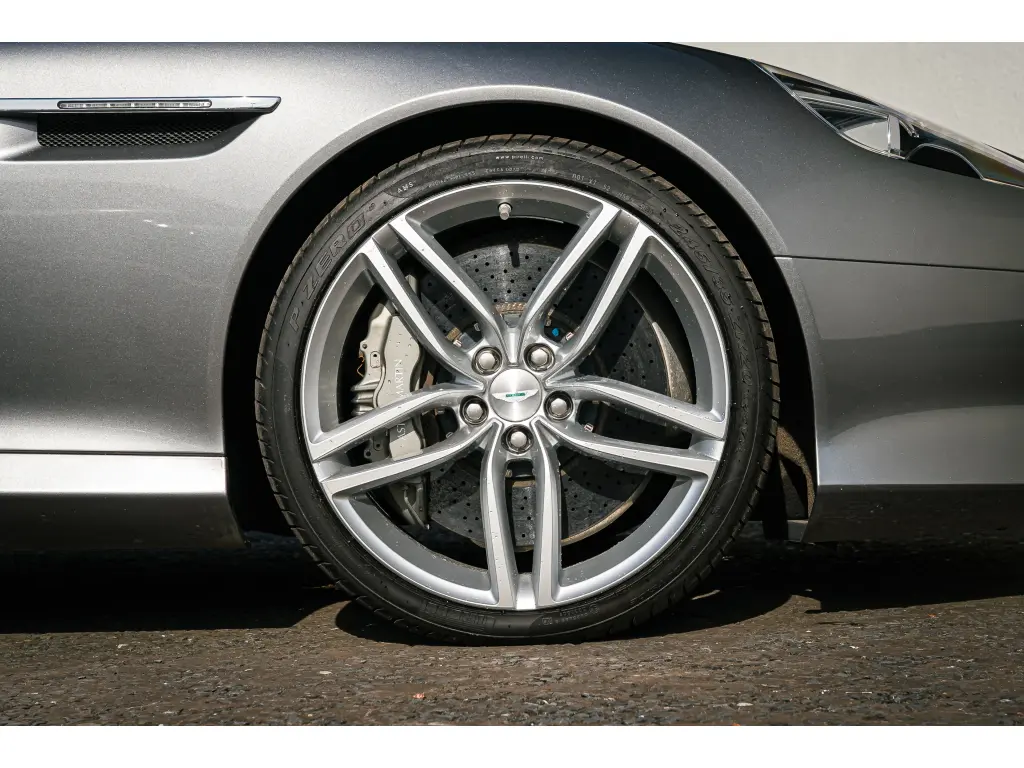 2012 Virage Coupe thumbnail vehicle image 3