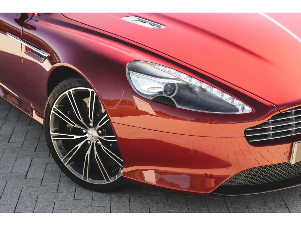 2012 Virage Coupe thumbnail vehicle image 3