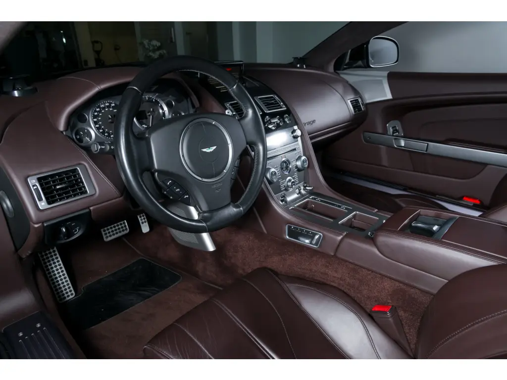 2012 Virage Coupe thumbnail vehicle image 2