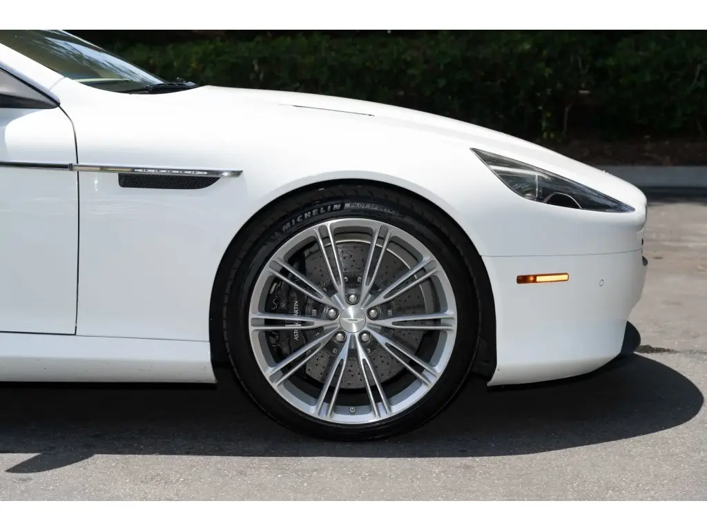 2012 Virage Coupe thumbnail vehicle image 3