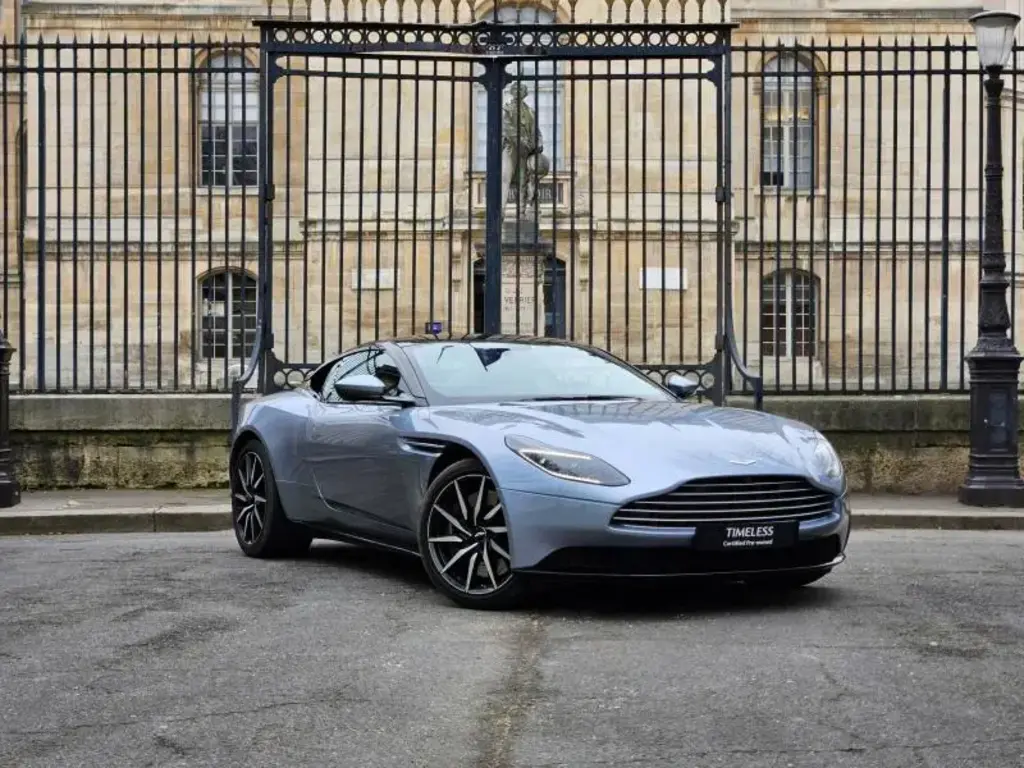 2019 DB11 V8 Coupe main vehicle image