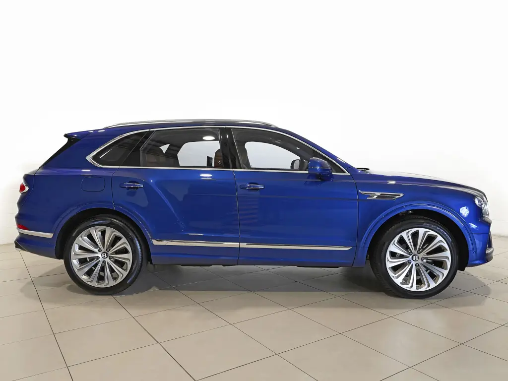 Image for 2024 Bentayga A V8 at position 5