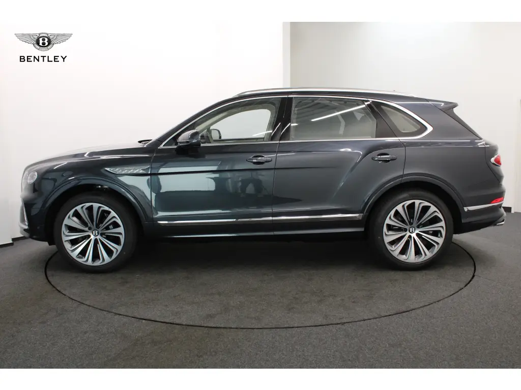 Image for 2025 Bentayga Atelier Edition V8 at position 5