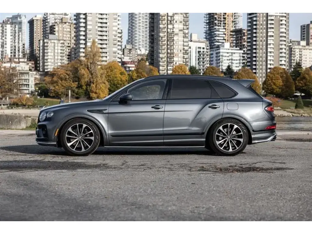 Image for 2023 Bentayga Azure V6 Hybrid at position 5