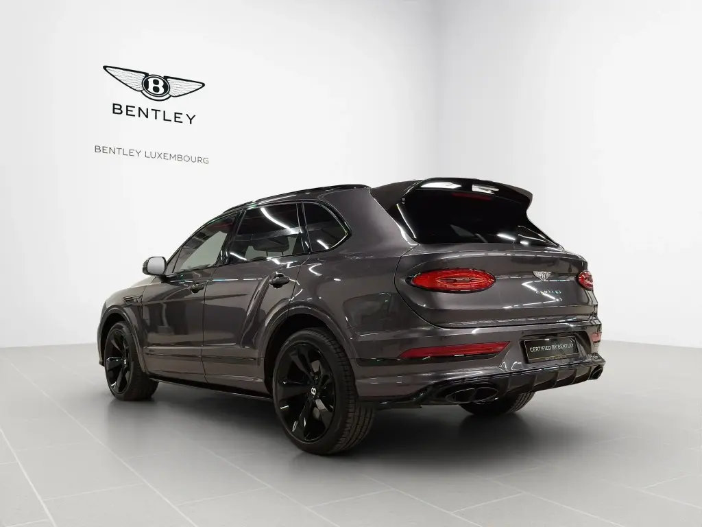 Image for 2023 Bentayga Azure V8 at position 3
