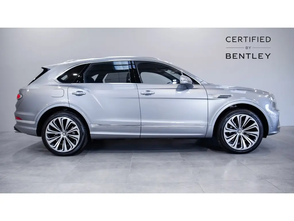 Image for 2023 Bentayga Azure V8 at position 5