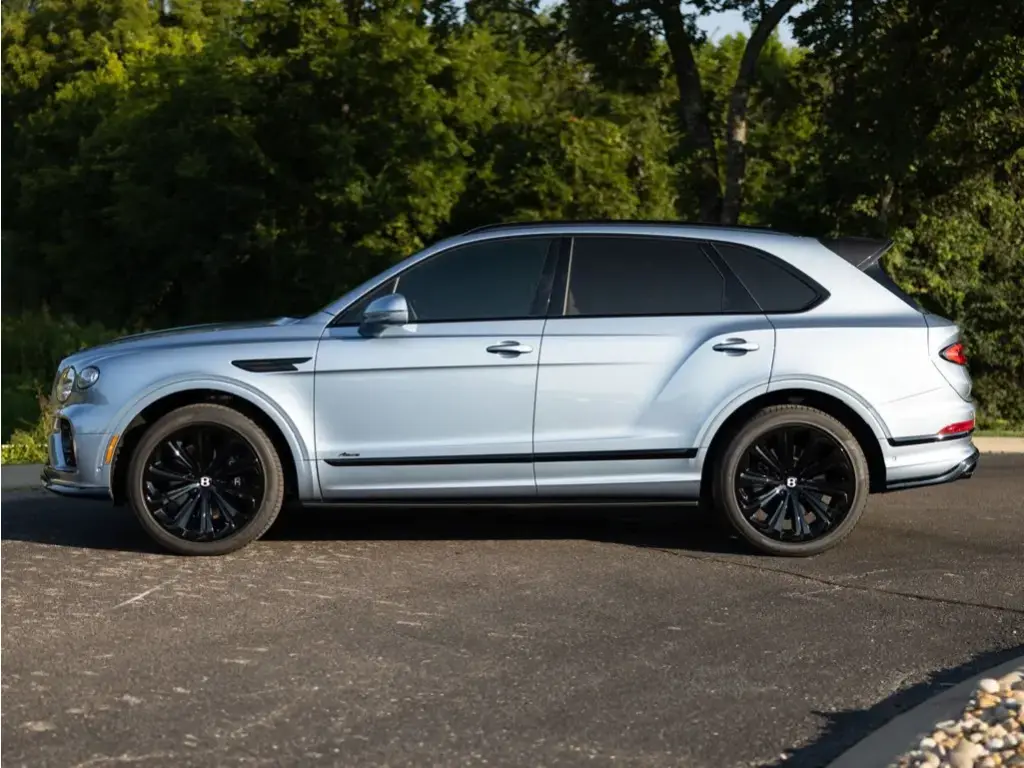 Image for 2023 Bentayga Azure V8 at position 5