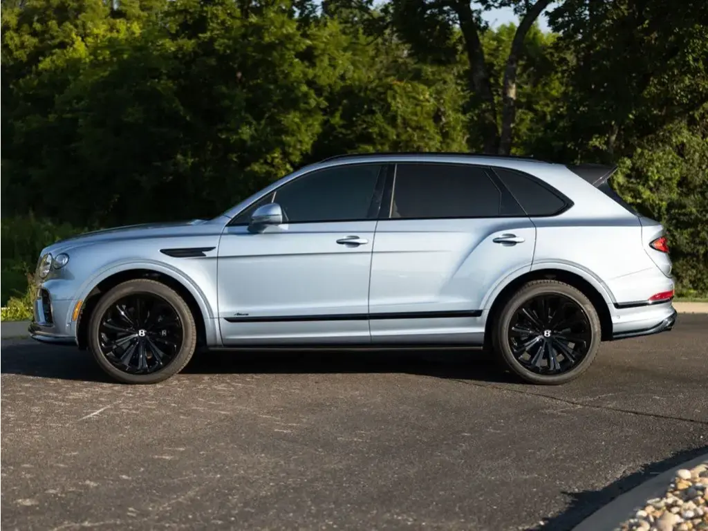 Image for 2023 Bentayga Azure V8 at position 5